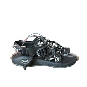 Chaco‎ Black & White Scatter Sandals